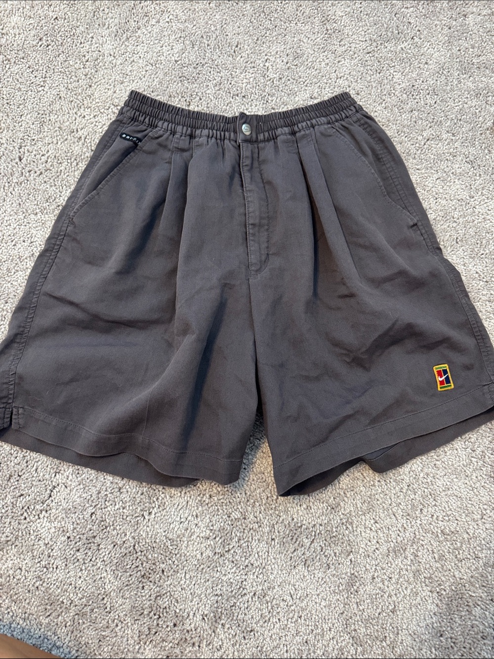 Vintage Nike Men's Dark Gray with Logo Patch